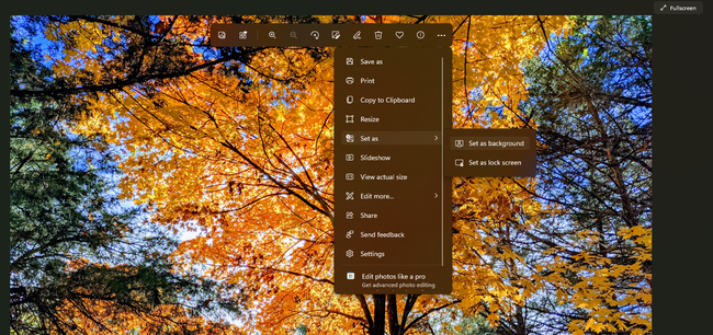 Set as background option in Windows 11