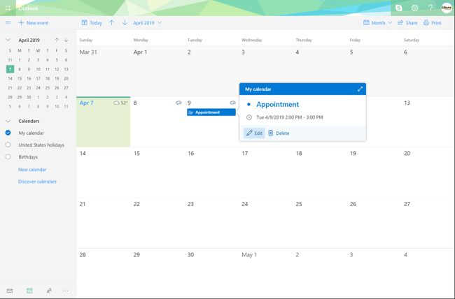 Outlook.com calendar event selected