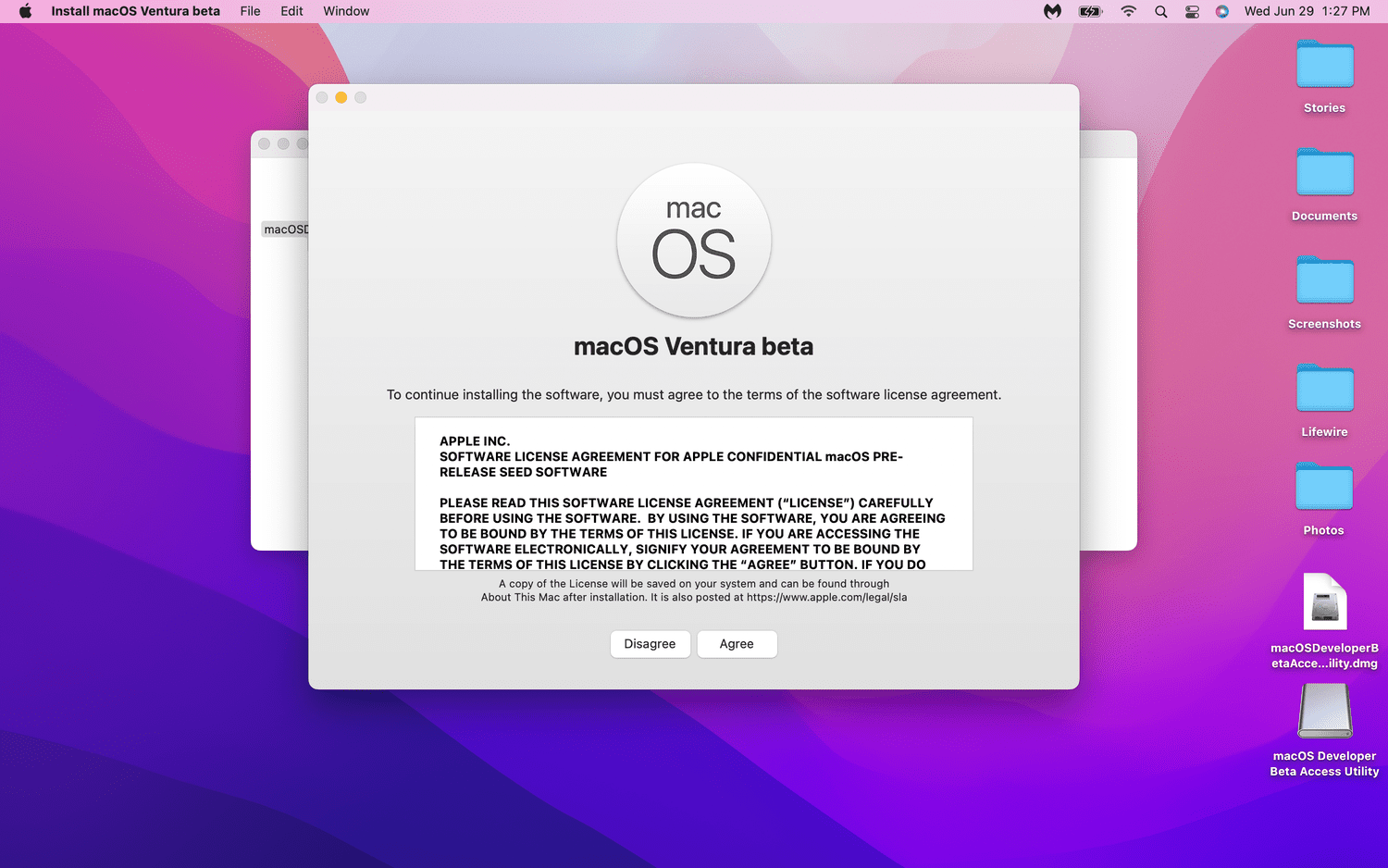 Agree highlighted in the macOS Ventura software license agreement.