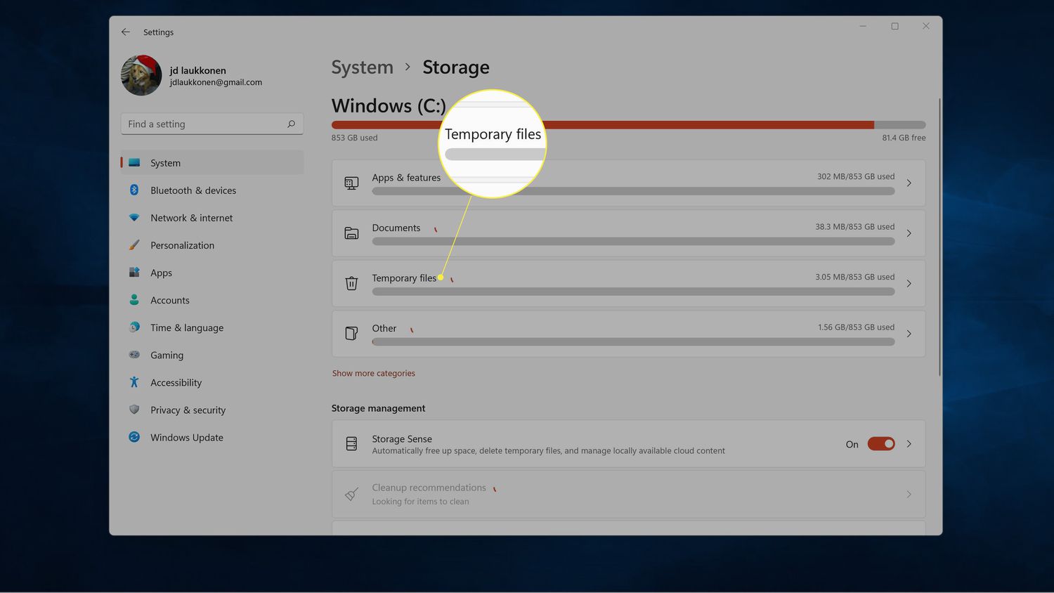 Temporary Files highlighted in Windows Storage settings.