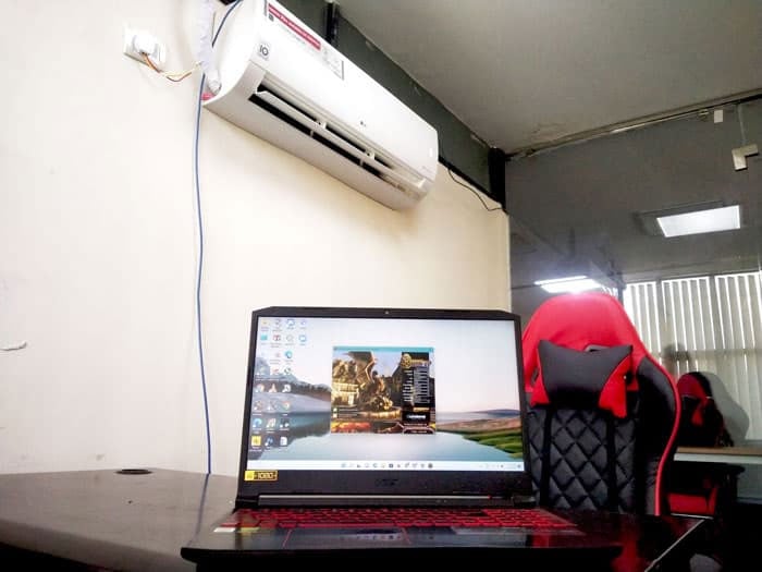 air-conditioner-laptop